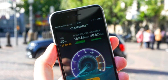 Speedtest im 4G-Netz am Smartphone