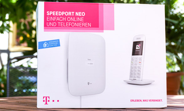 Der Karton des Speedport Neo